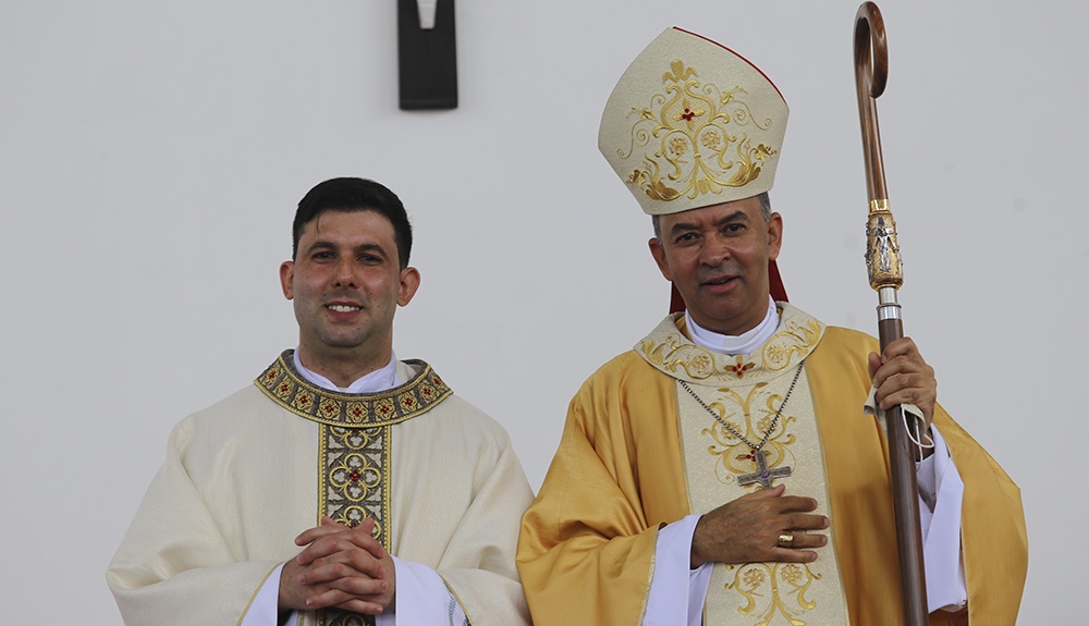 Foto de Ordenação Presbiteral do Padre Flávio Cunha