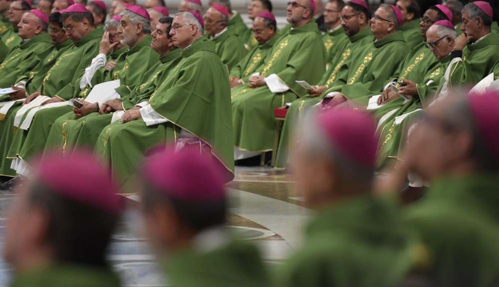 Foto de O Papa transfere para os bispos competências reservadas à Santa Sé