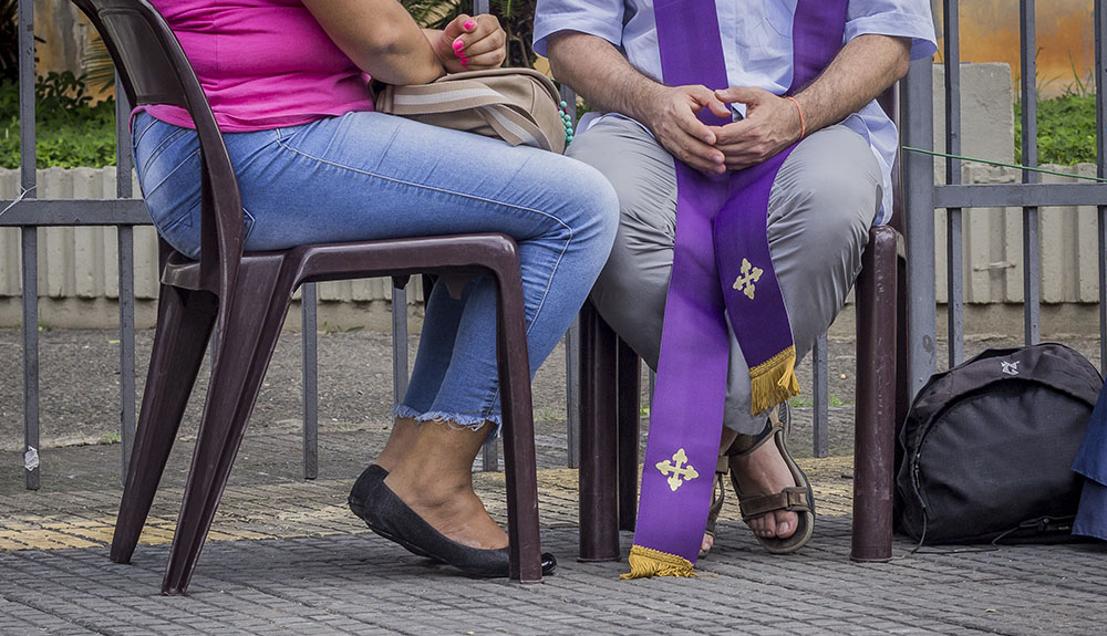 Foto do artigo Diocese de Divinópolis realiza terceiro mutirão de Confissão para os Surdos