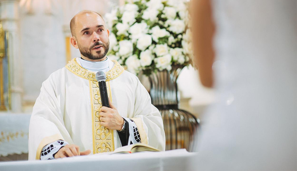 Foto de Padre Carlos Henrique fala como foi colaborar com os subsídios Celebrar em Família da CNBB