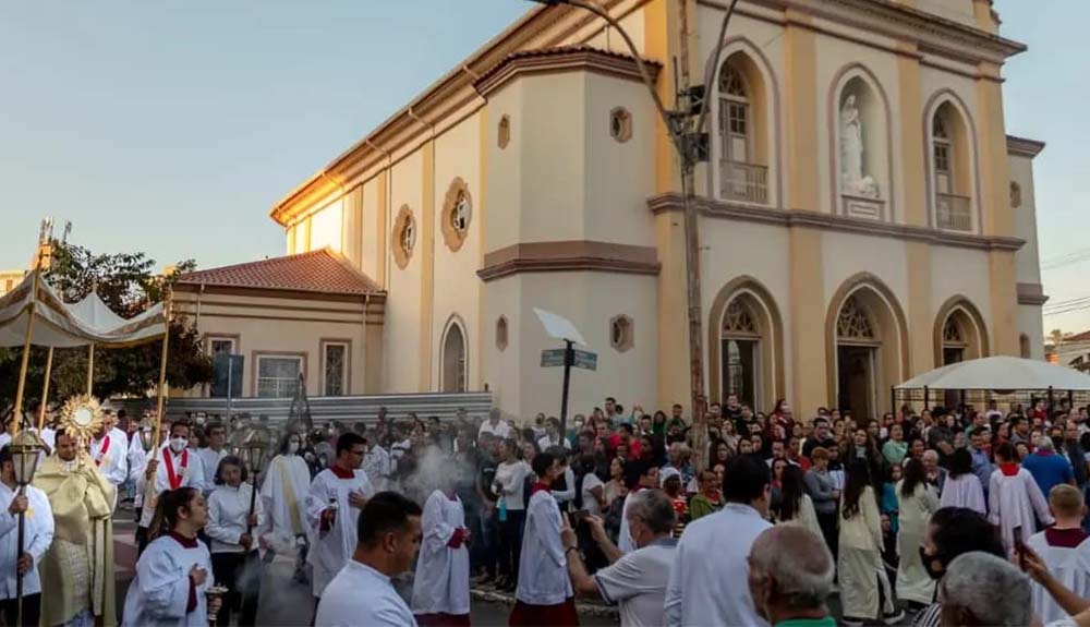 Notícia: Arraiá Pastorá da Imaculada 2022 movimenta a cidade de Cláudio