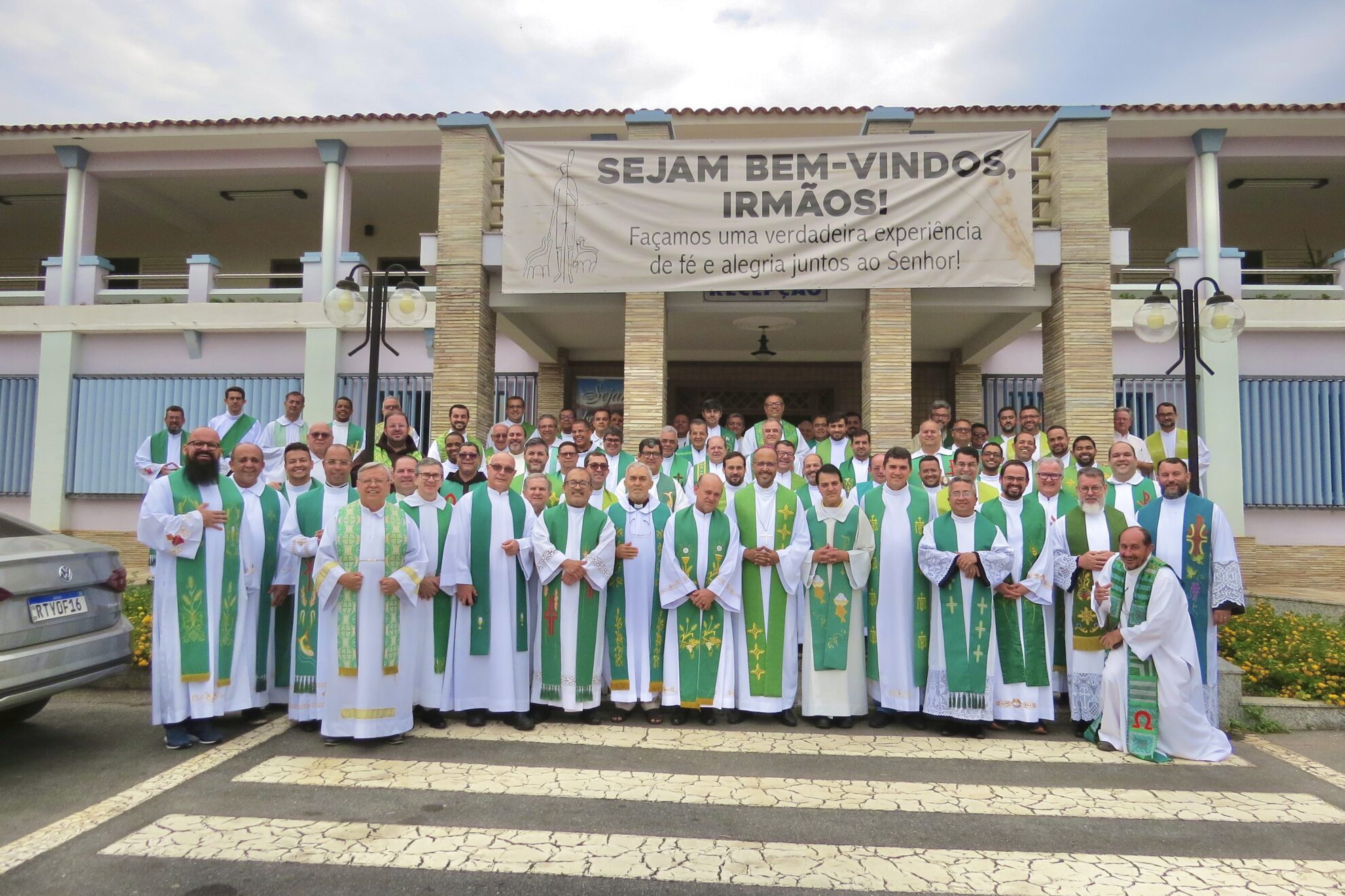 Foto de Clero Diocesano participa de Retiro Espiritual em Cachoeira do Campo(MG)