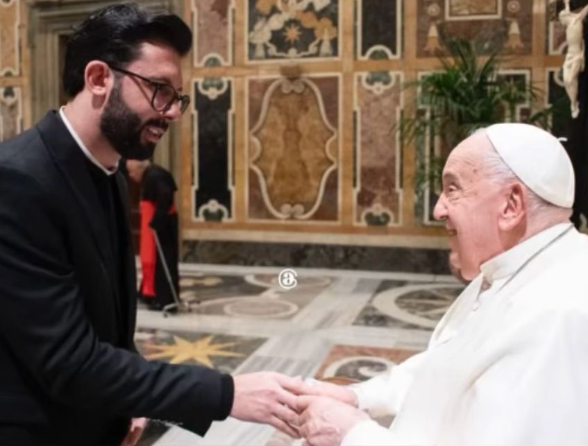 Notícia: Presbítero do clero da Diocese participa de curso em Roma e se encontra com o Papa