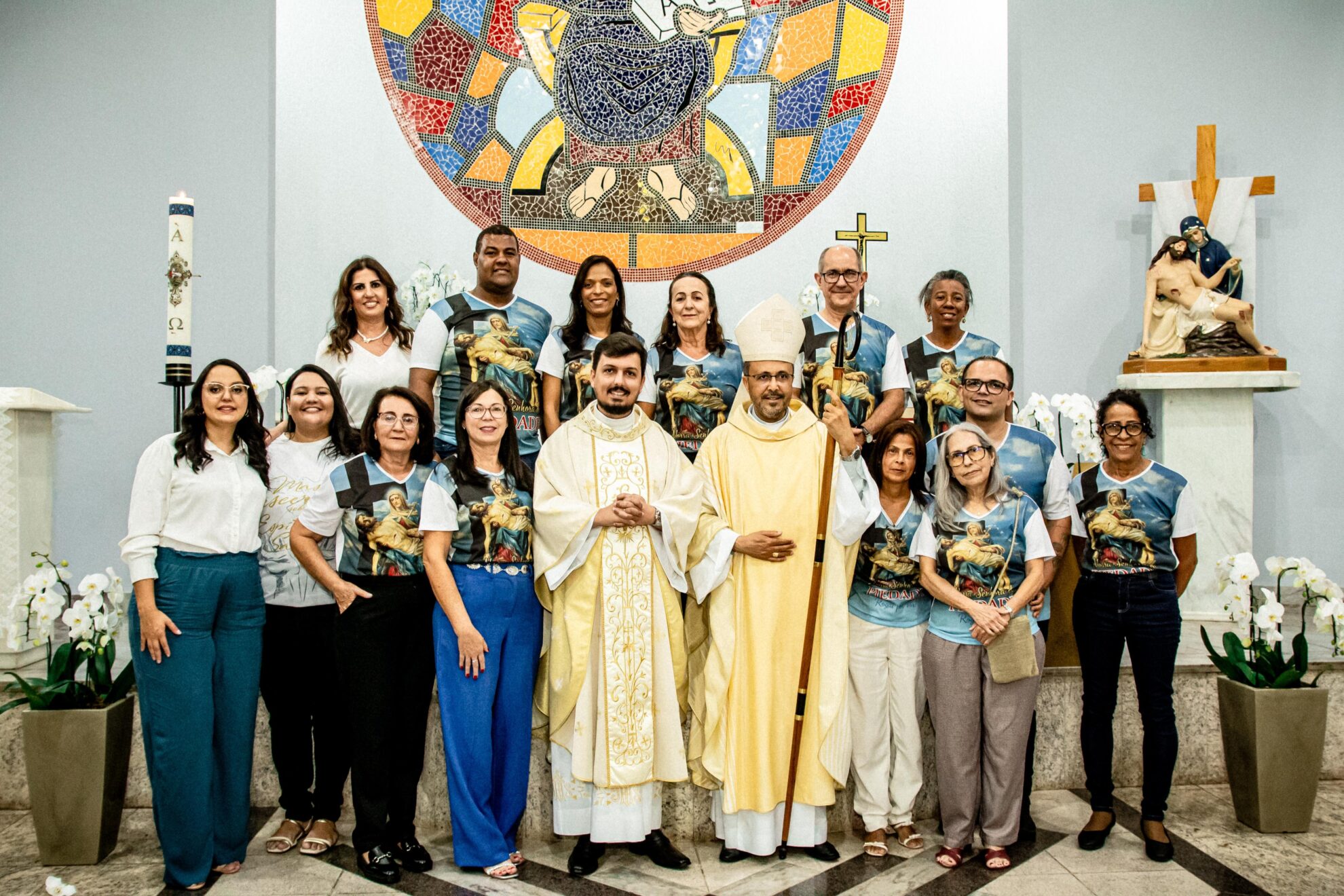 Foto de Paróquia Nossa Senhora da Piedade em Itaúna realiza sacramento da Crisma