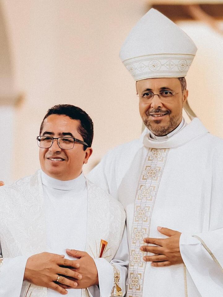 Foto de Padre Hélio inicia missão como administrador paroquial em São Sebastião do Oeste