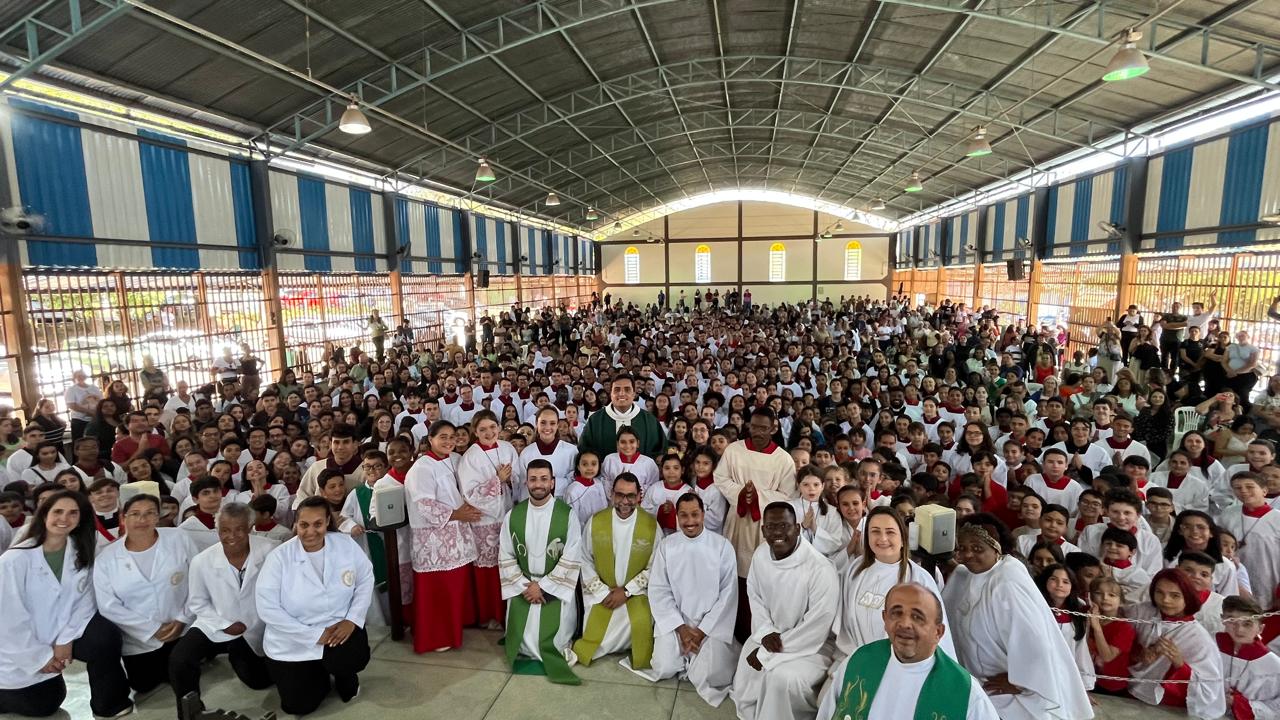 Foto de Jubileu dos Servidores do Altar reúne coroinhas e acólitos em Conceição do Pará