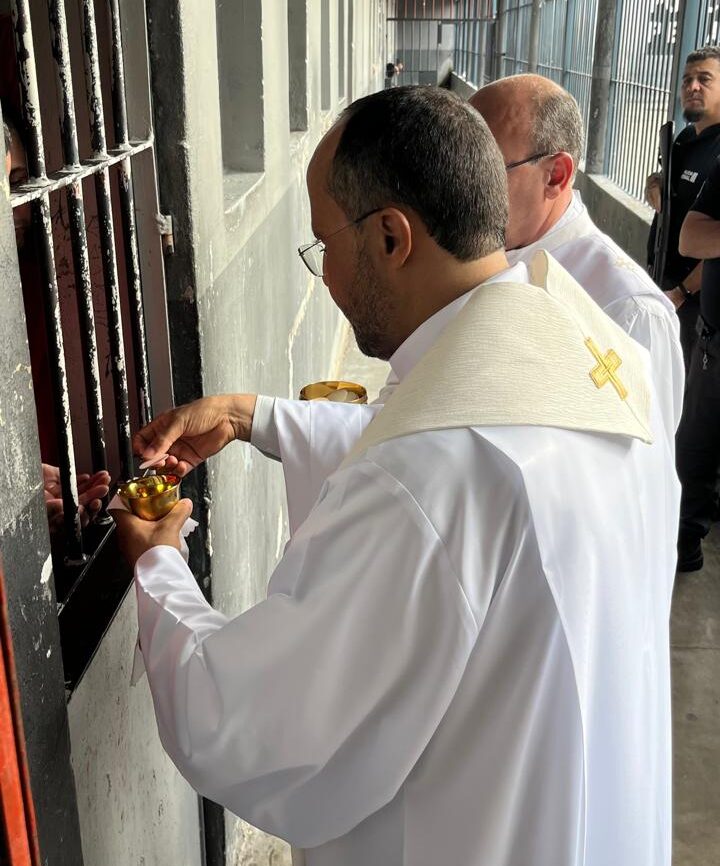 Notícia: Regional Leste 2 e SEJUSP/MG dialogam sobre realidade do sistema prisional em Minas Gerais