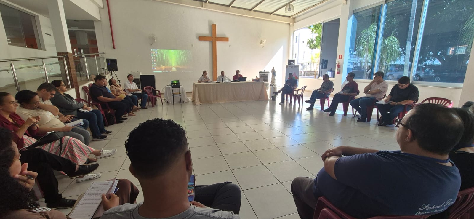 Notícia: Dom Geovane se reúne com coordenadores pastorais e repassa informações da assembleia geral da CNBB