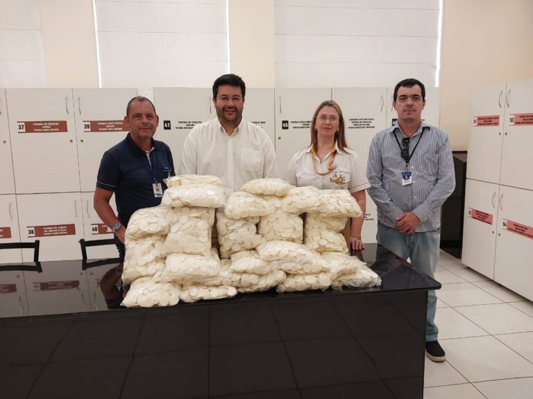 Foto de Diocese recebe 67 mil hóstias da APAC Masculina de Itaúna