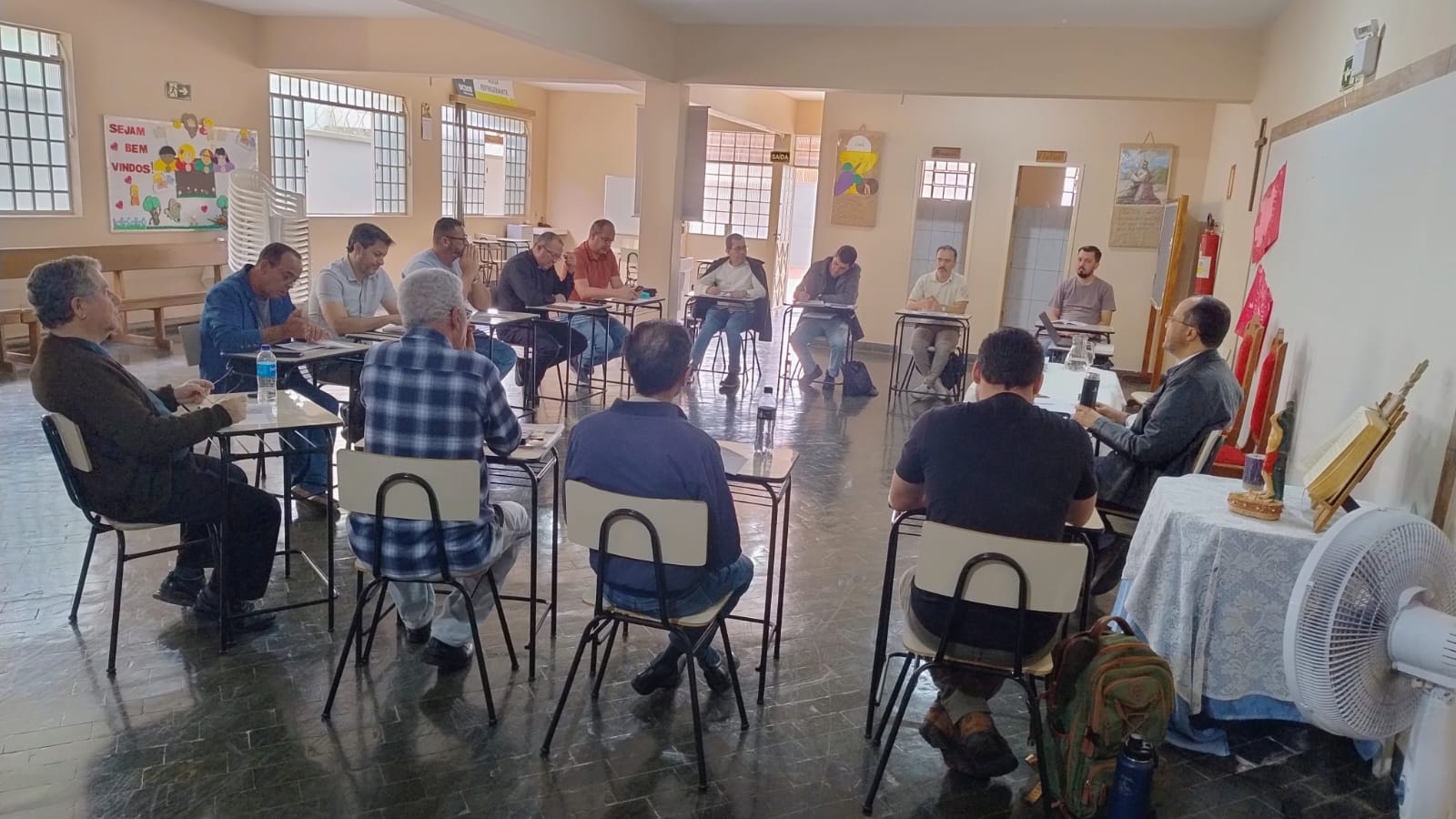 Notícia: Conselho Presbiteral se reúne com os padres da Forania de Sant’Ana em Itaúna e encerra ciclo de encontros deste semestre