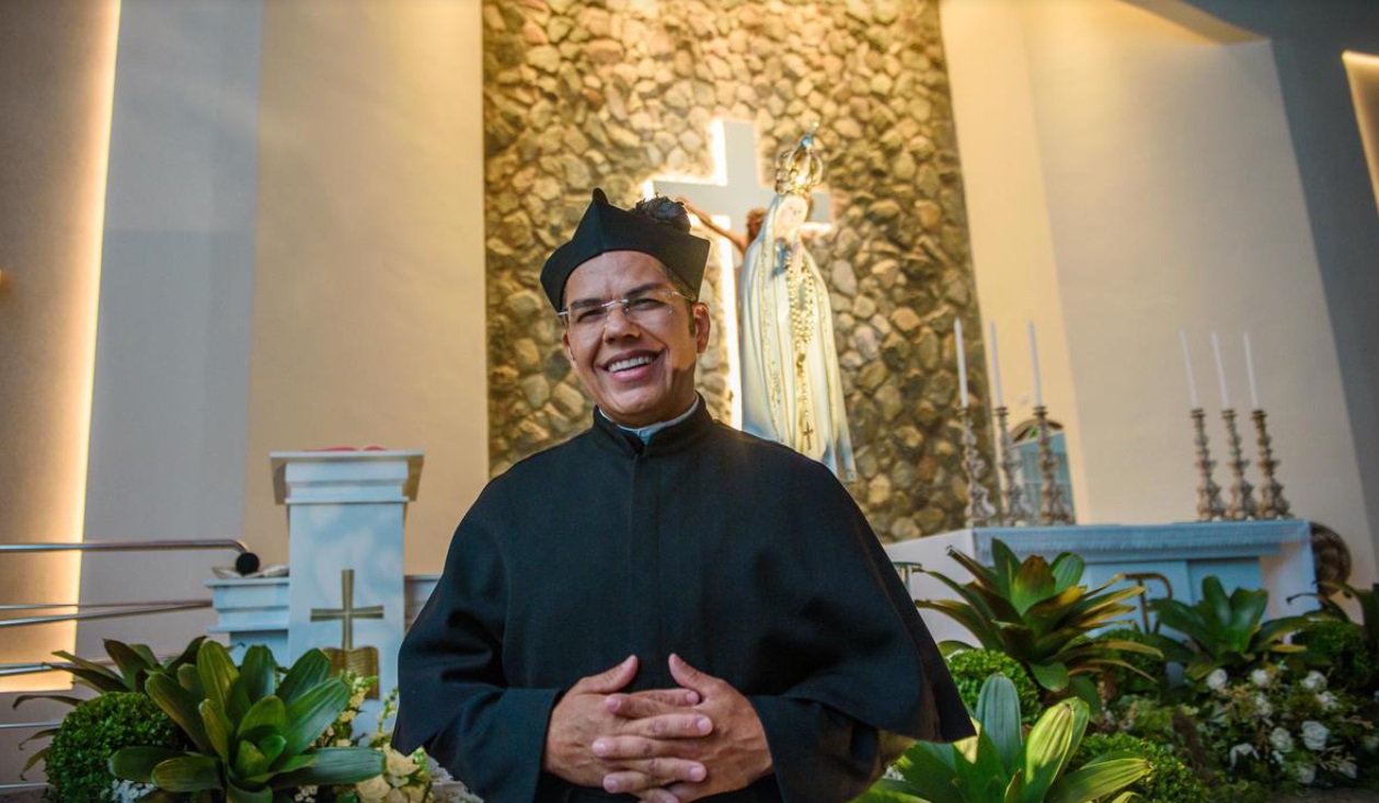 Notícia: Novena de Nossa Senhora de Fátima é realizada em Divinópolis e Itaúna
