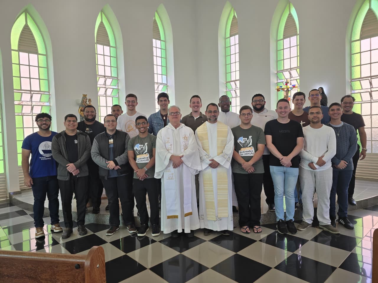 Notícia: Seminaristas da Diocese de Divinópolis vivenciam retiro espiritual