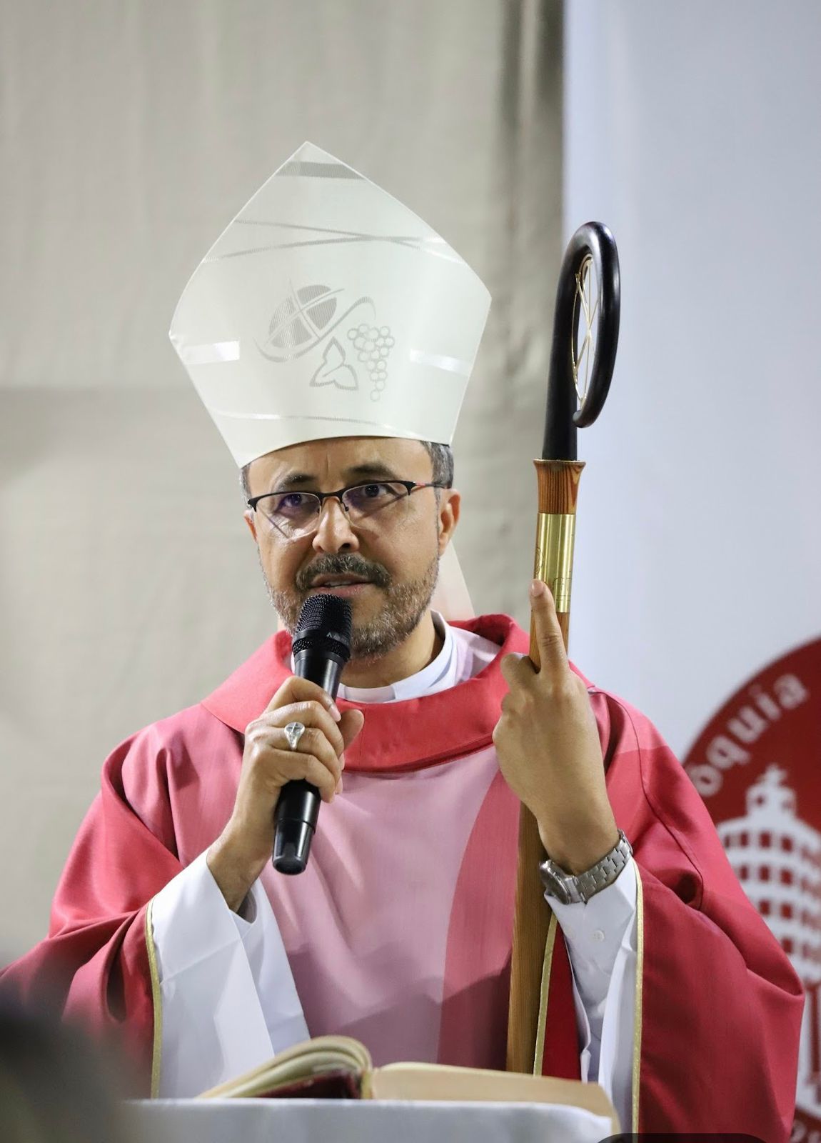 Notícia: Homilia de Dom Geovane na criação da nova área paroquial em Nova Serrana