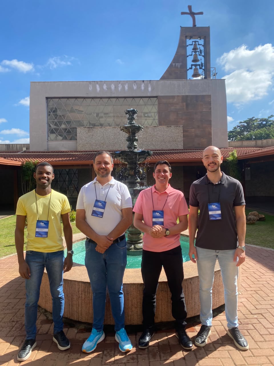 Notícia: Seminaristas da etapa de configuração da Diocese participam de encontro em Sabará do Regional Leste 2