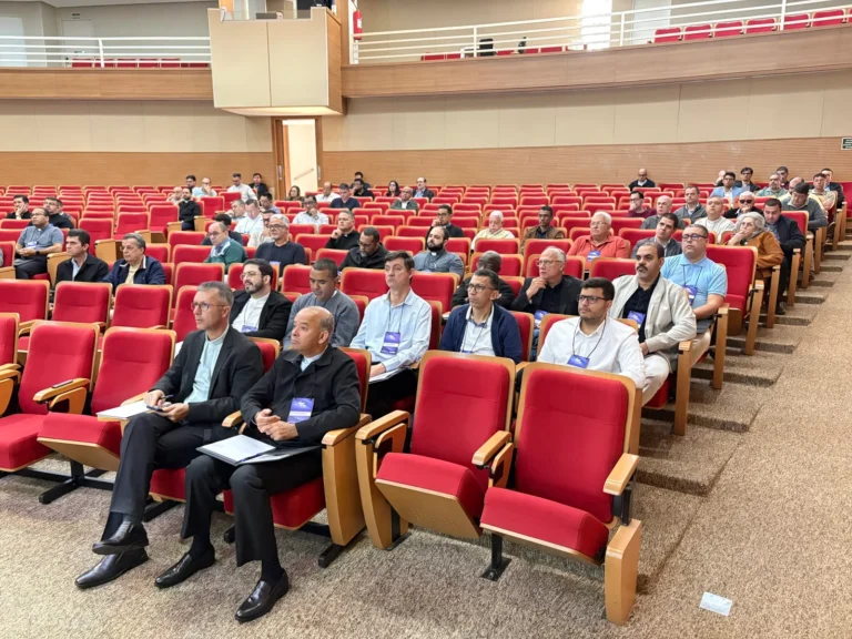 Foto de Diocese de Divinópolis tem participação em encontro do Regional Leste 2 sobre a missão da Cúria Diocesana