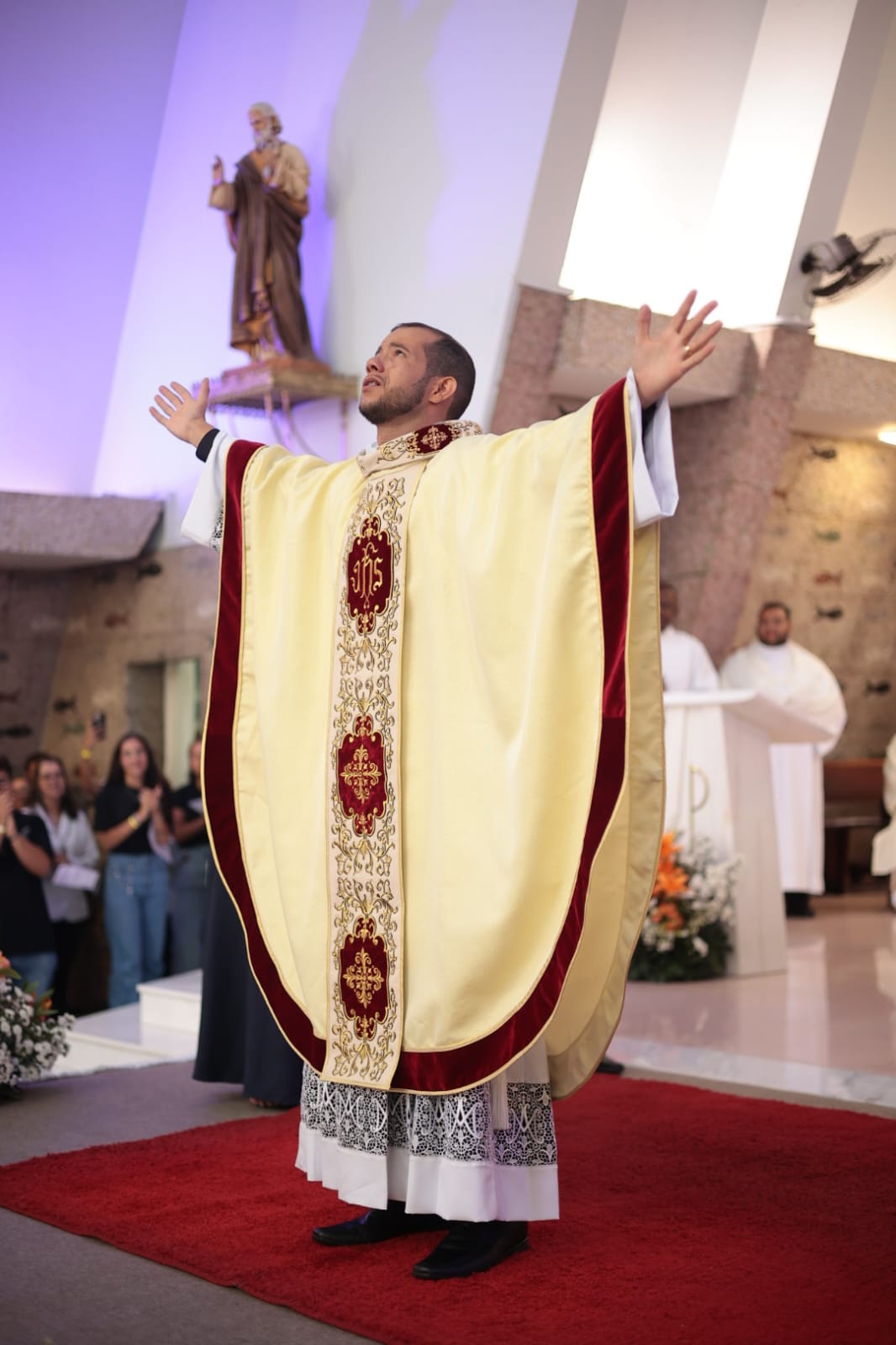 Foto de Ronivon Amorim é o mais novo padre da Diocese de Divinópolis