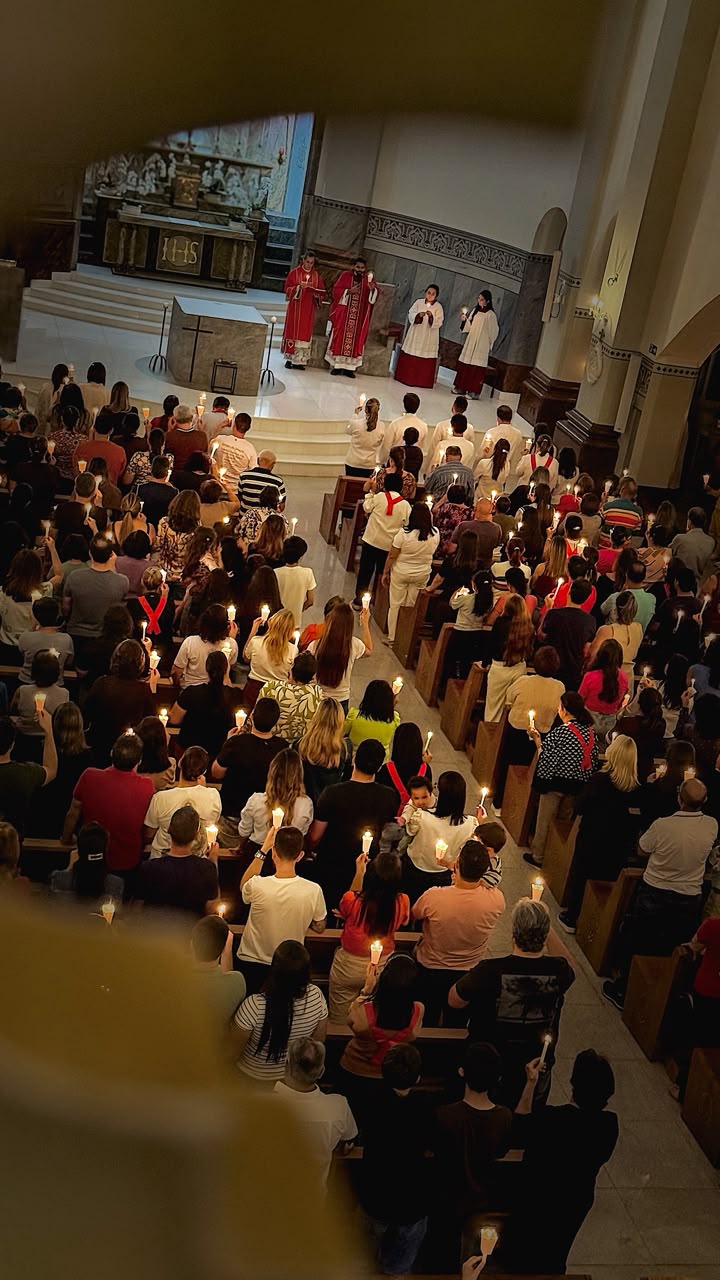 Foto de Matriz da Imaculada Conceição celebra Missa Votiva ao Espírito Santo